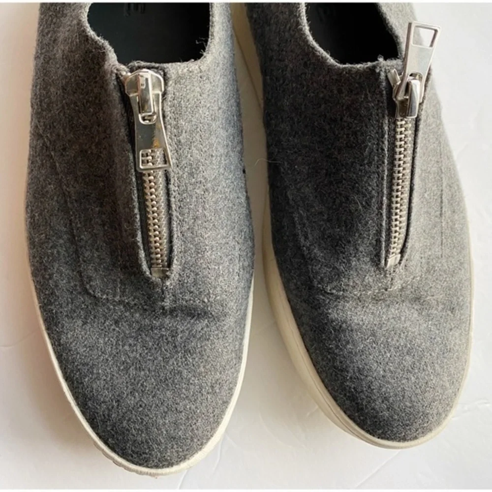 Vince • Grey Flannel Felt Zipper Warner Platforms